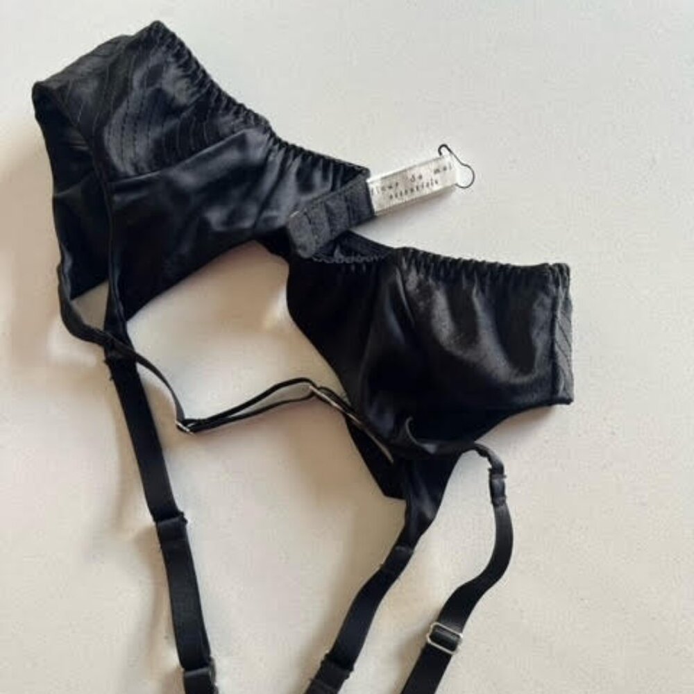 Fleur du Mal To Stitch Garter Belt - never worn